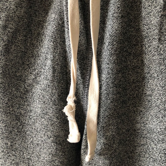 Roots salt and pepper sweatpants (M) - Picture 4 of 5